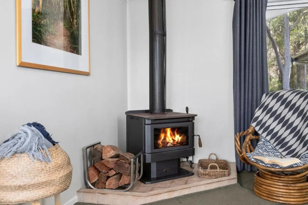 24 Hyam Road Hyams Beach in Unknown City, Australia