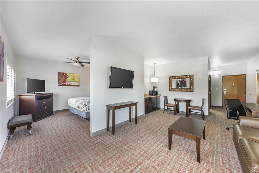 Best Western Plus Fredericksburg - photo 6