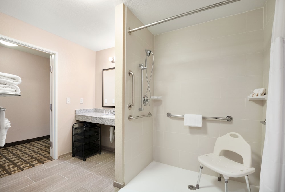 Baymont by Wyndham Odessa - photo 14