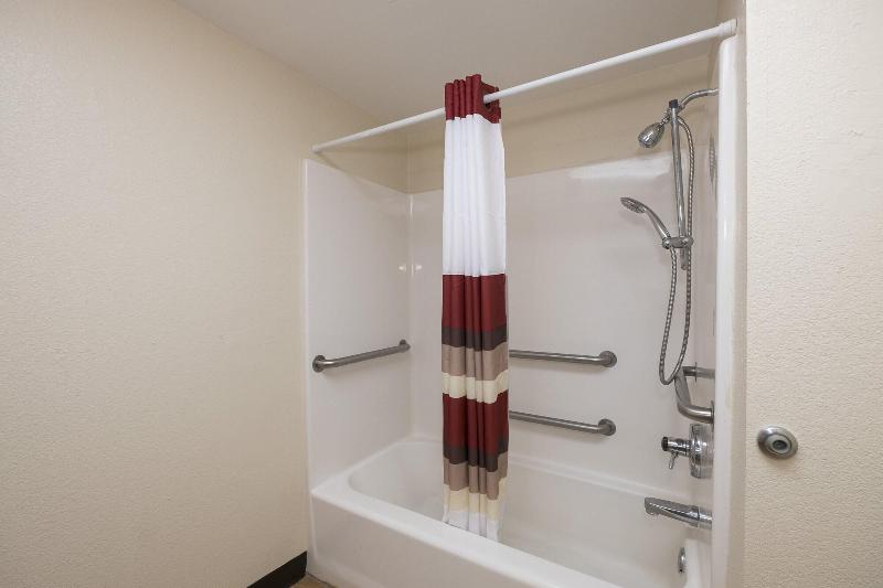 Red Roof Inn PLUS & Suites Opelika - photo 38