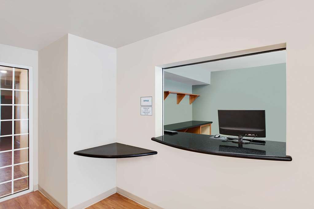 WoodSpring Suites Lake Charles - photo 3