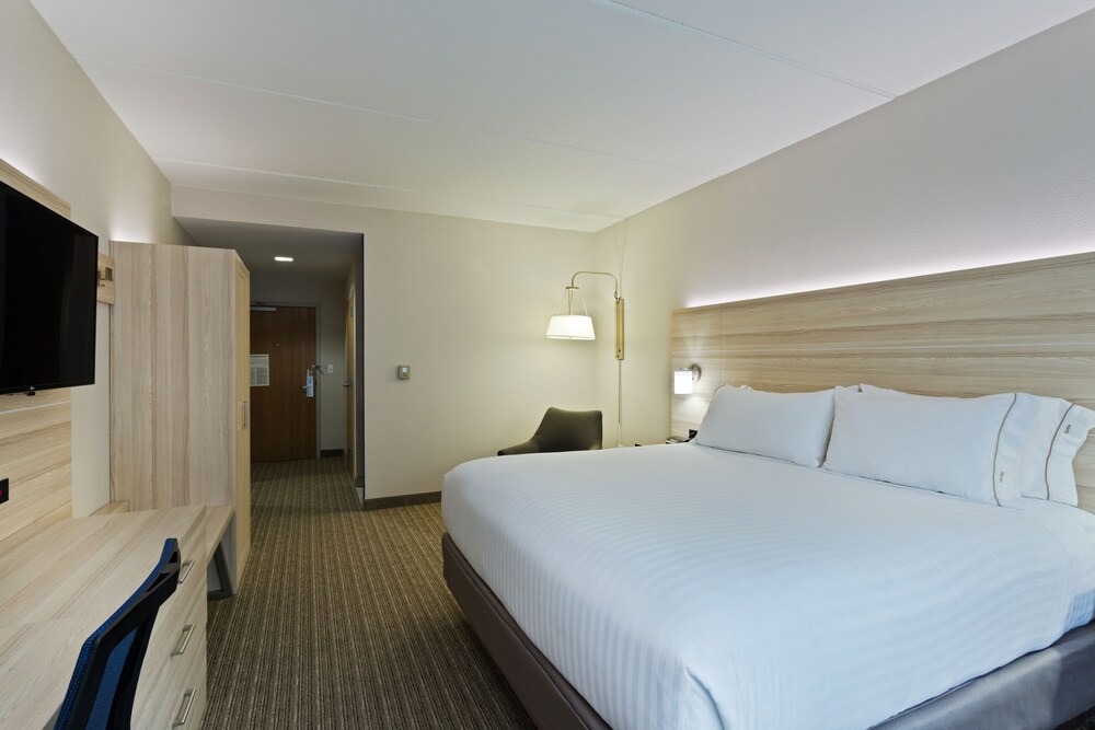 Holiday Inn Express Hotel & Suites Tavares Leesburg by IHG - photo 10