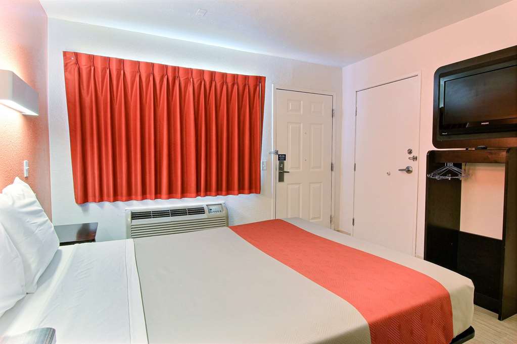 Motel 6 Corpus Christi TX East North Padre Island - photo 14