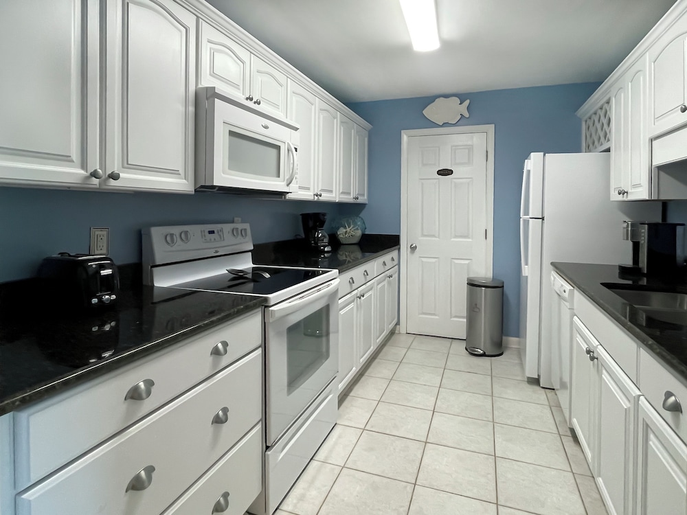 884 Ketch Court at The Sea Pines Resort - photo 4