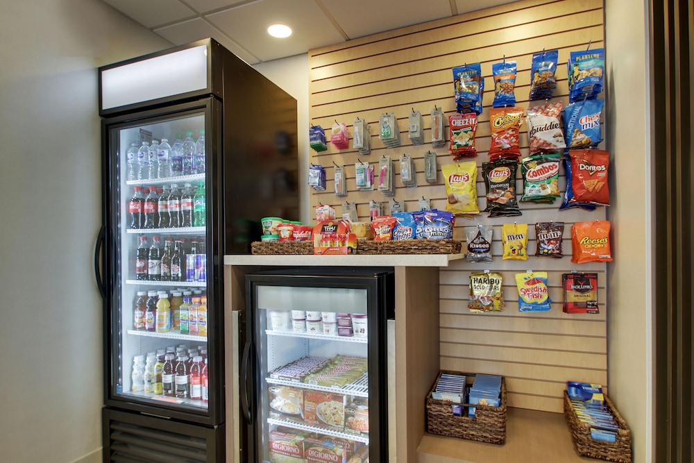 Holiday Inn Express Voorhees Mt. Laurel by IHG - photo 12