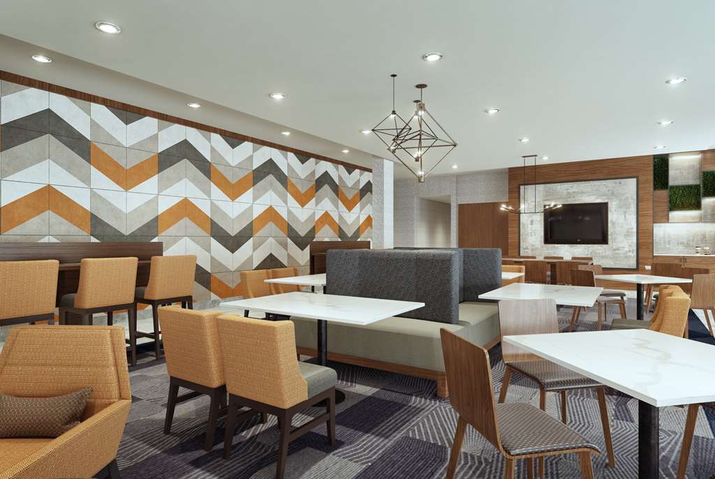 La Quinta Inn & Suites by Wyndham Bardstown - photo 16