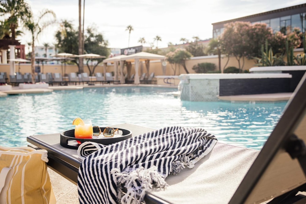 Crowne Plaza Phoenix Chandler Golf Resort by IHG - photo 35