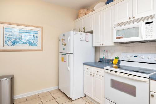 A Bit O'Heaven by Oak Island Accommodations - photo 18