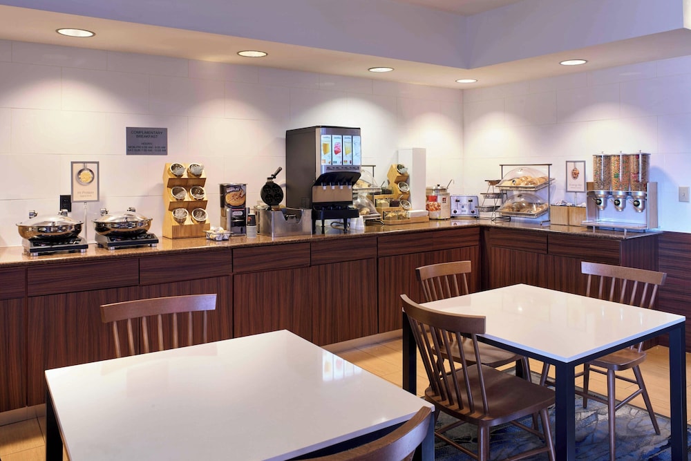 Fairfield by Marriott Kalamazoo West - photo 32