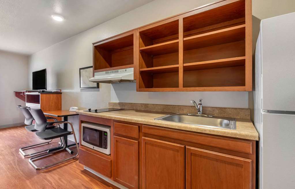 Extended Stay America Select Suites Lake Worth - photo 28