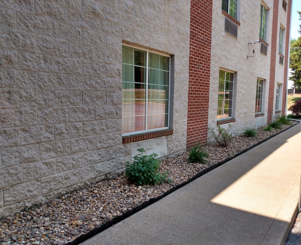 The Glenville Inn - photo 47