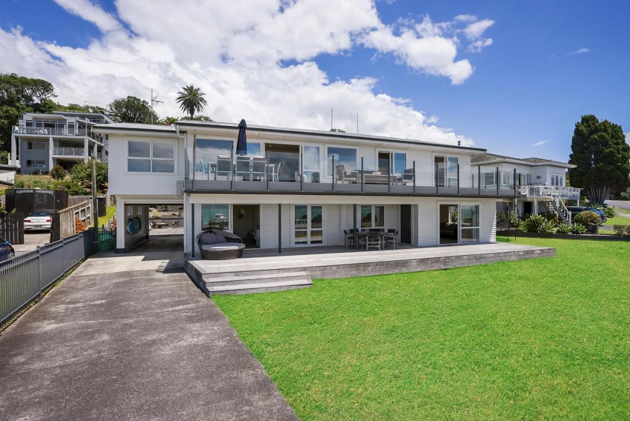 Beach Front Resort in Unknown City, New Zealand