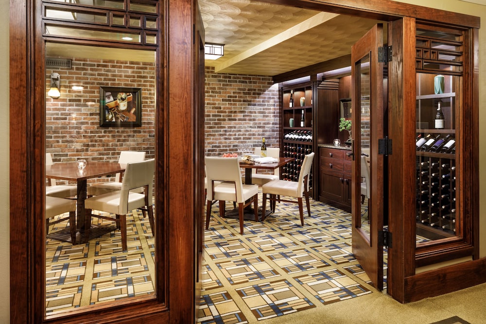 The Historic Park Inn Hotel - photo 15
