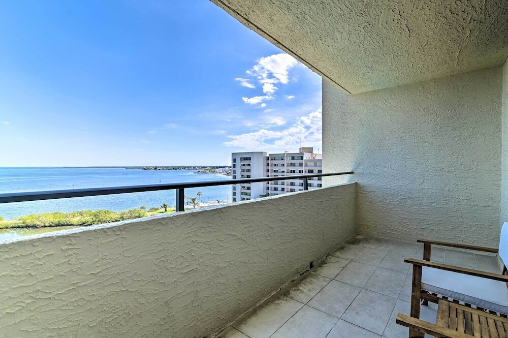 Waterfront Condo Resort Pool Tennis and Beach - photo 17