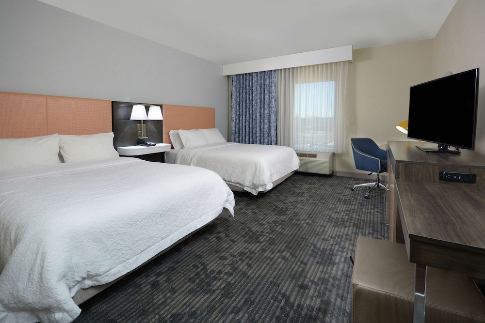 Hampton Inn & Suites Clinton I 26 - photo 10