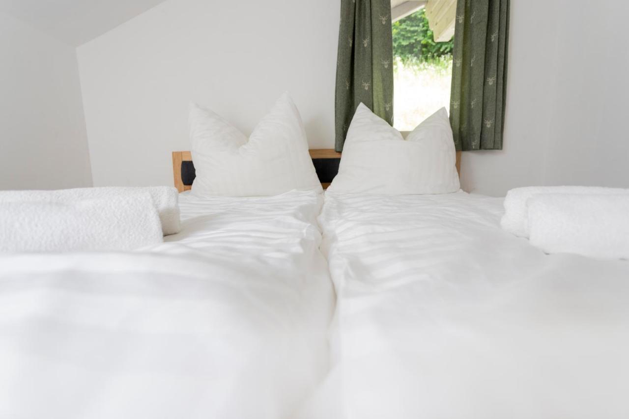 Haus Hoen — 4-Star Luxury Hotel in Radenthein, Austria
