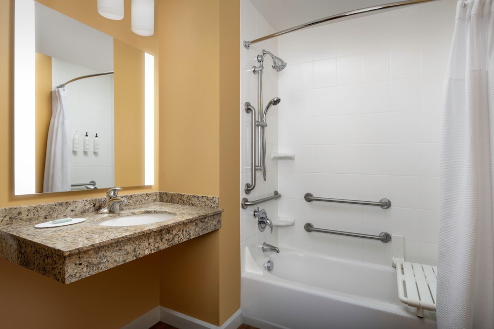 TownePlace Suites by Marriott Portland Vancouver - photo 12