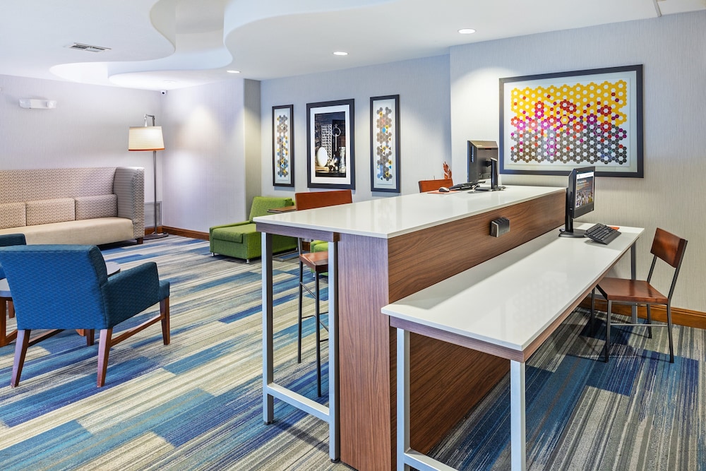 Holiday Inn Express & Suites Austin NE Hutto by IHG - photo 48