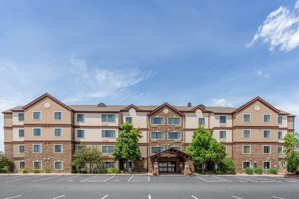 Staybridge Suites Davenport by IHG - photo 52