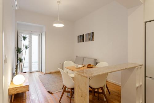 Calçada de Santo Amaro Apartments — 4-Star Luxury Hotel in Lisbon, Portugal