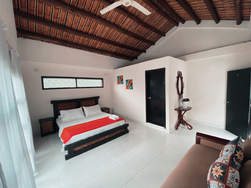 The Palms Resort - last minute hotel in Melgar