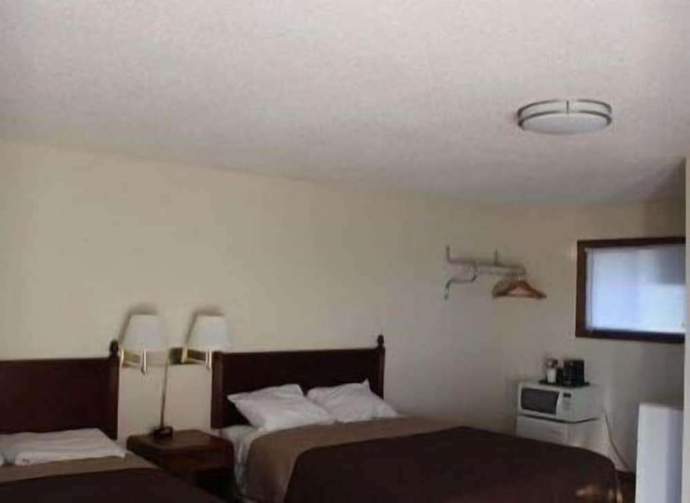 Eastwood Inn Of Wadena - photo 9