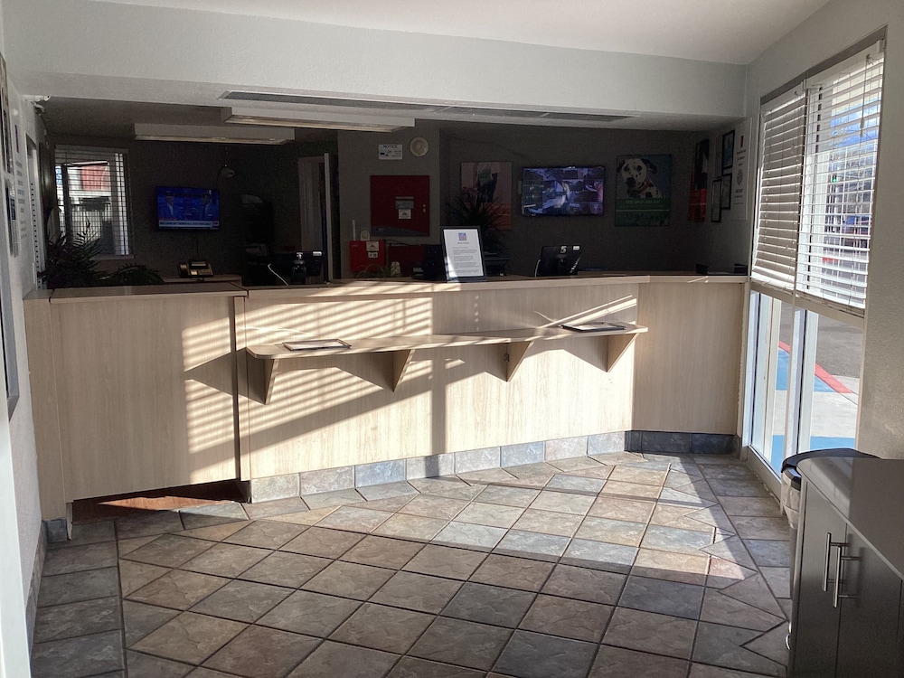 Motel 6 Reno NV Livestock Events Center - photo 12