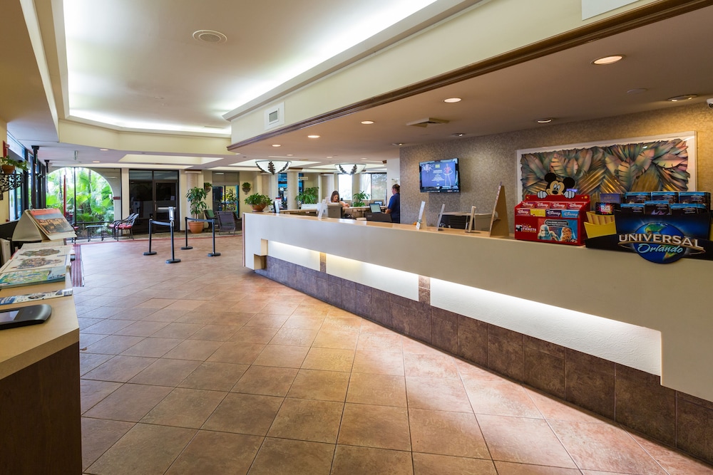 Maingate Lakeside Resort - photo 3