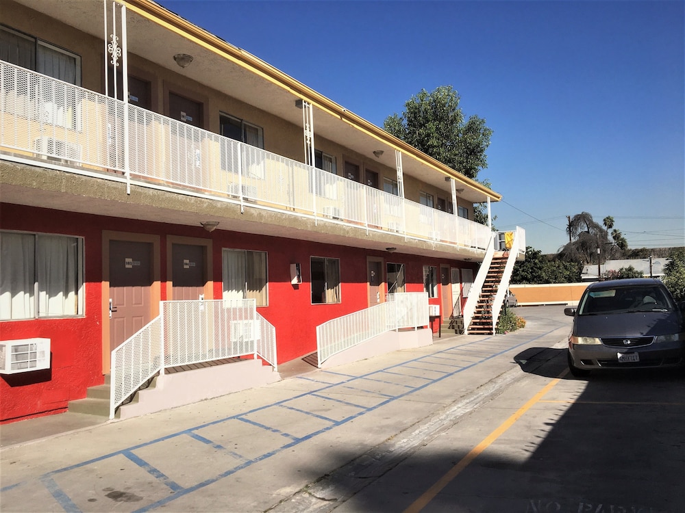 4 Star Motel - photo 29