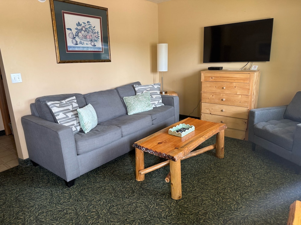 The Kingsley Suites - photo 24
