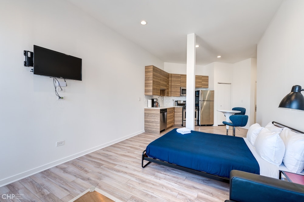 Chicago Third Floor Studio by 747 Lofts - photo 5