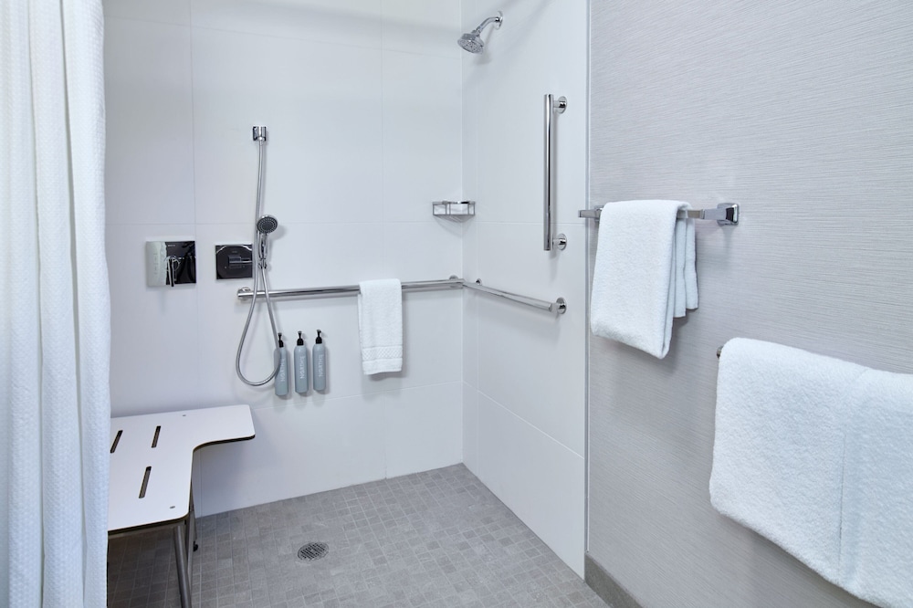 Courtyard by Marriott Detroit Livonia - photo 29