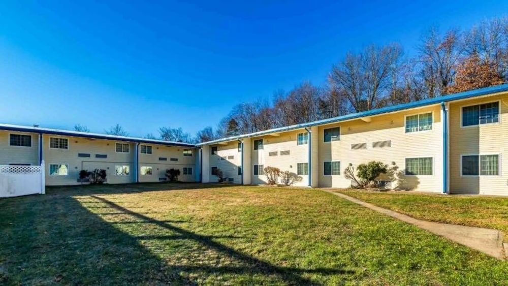 Motel 6 Holyoke MA - featured photo