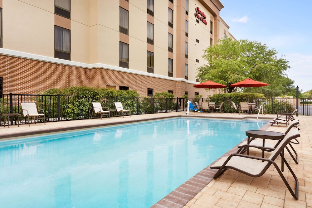 Hampton Inn & Suites Largo - photo 18
