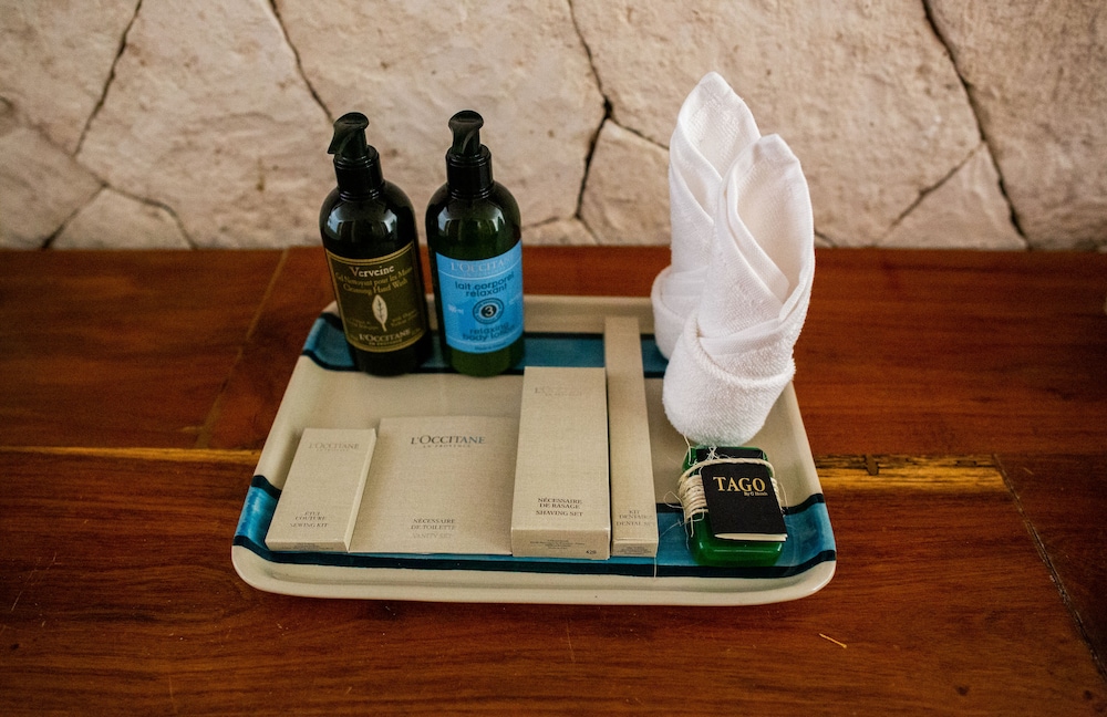 Bathroom amenities