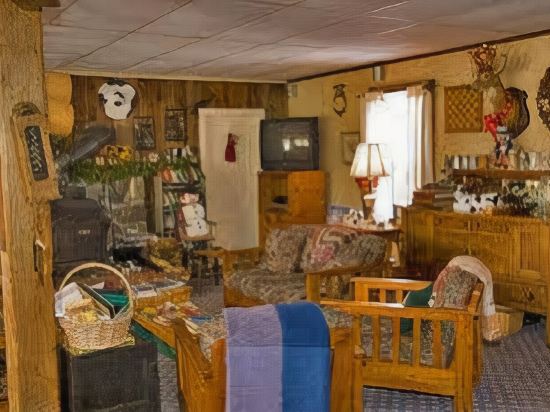 The Combes Family Inn - photo 9