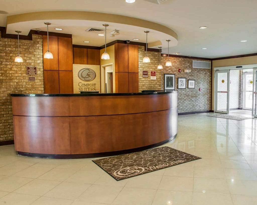 Comfort Suites Southport in Indianapolis, United States