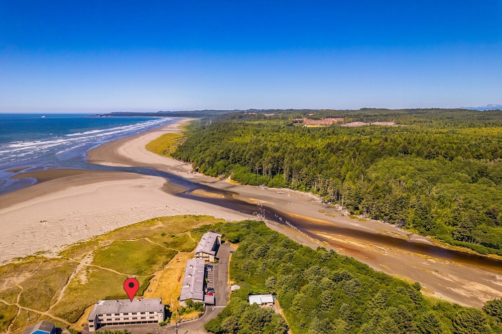 Hi Tide Ocean Beach Resort - photo 27
