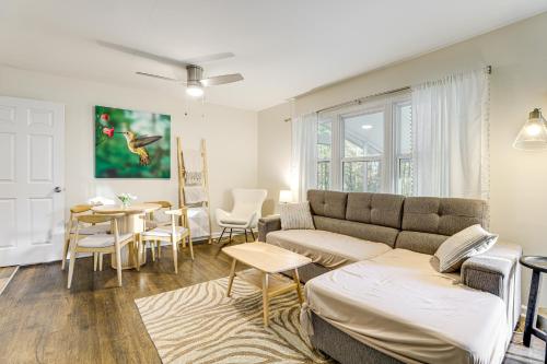 1 Mi to Stone Mountain Park: Outdoor Haven — hotel in Stone Mountain