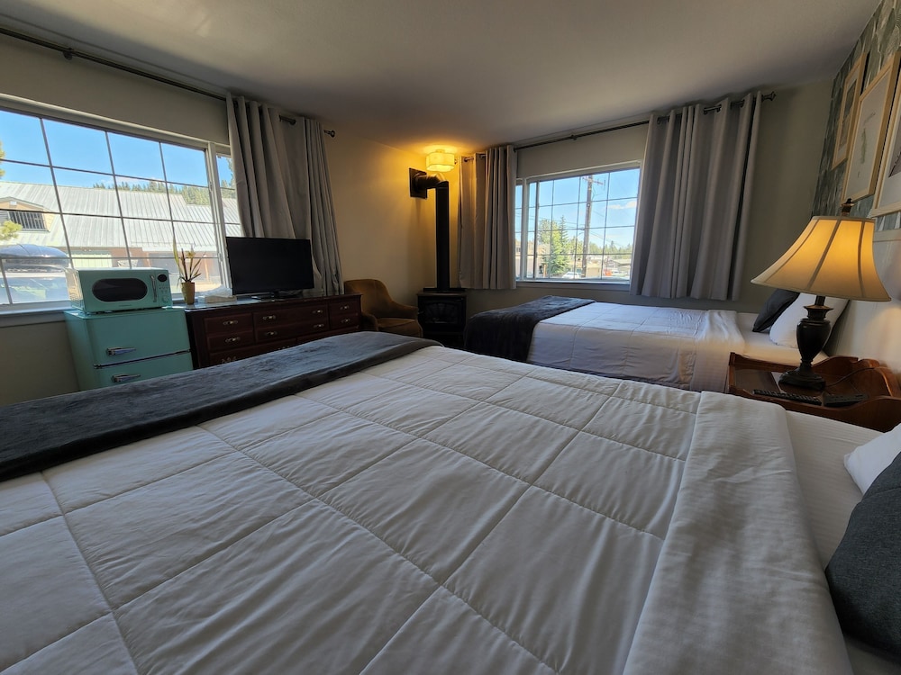 Cinnamon Bear Inn - photo 18