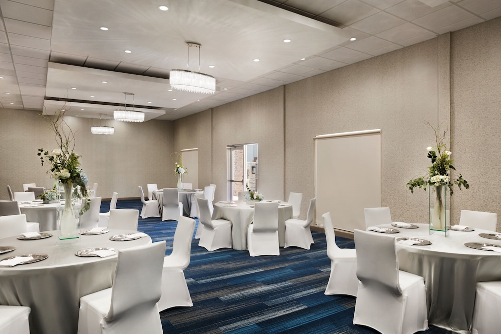 Holiday Inn Express & Suites McAllen Medical Center Area by IHG - photo 29