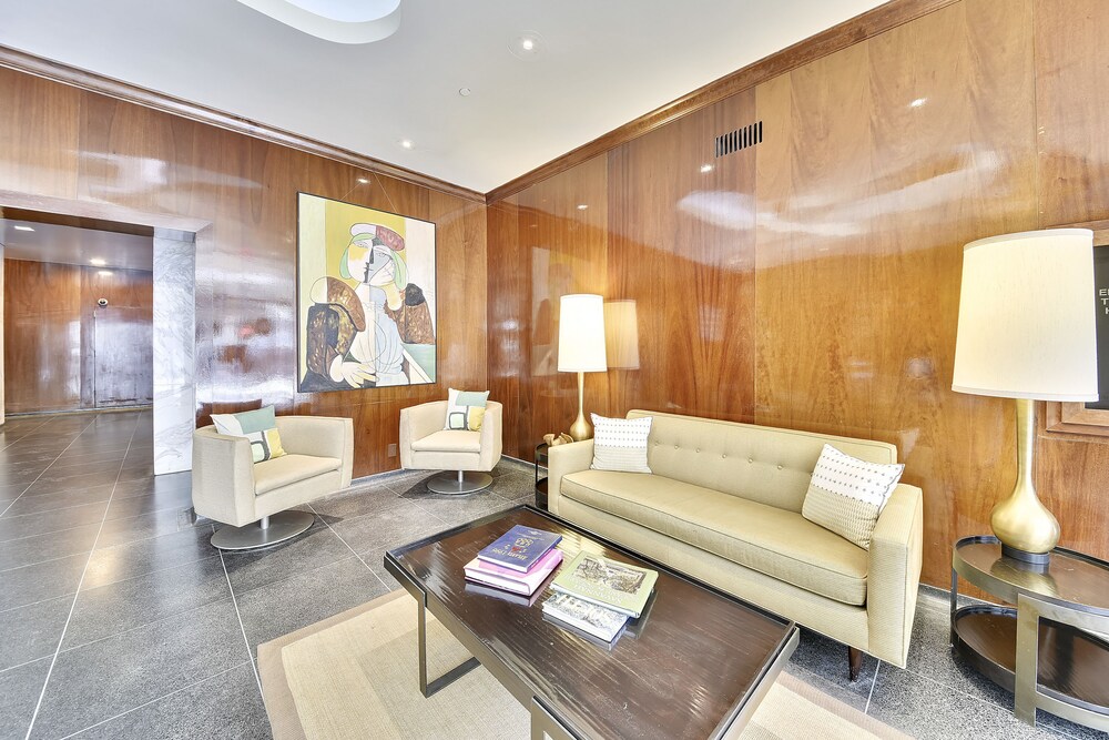 Stay Alfred at Drayton Tower - photo 3