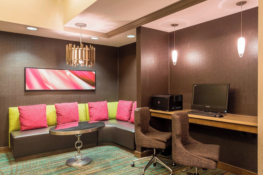 Residence Inn By Marriott Louisville Northeast - photo 17