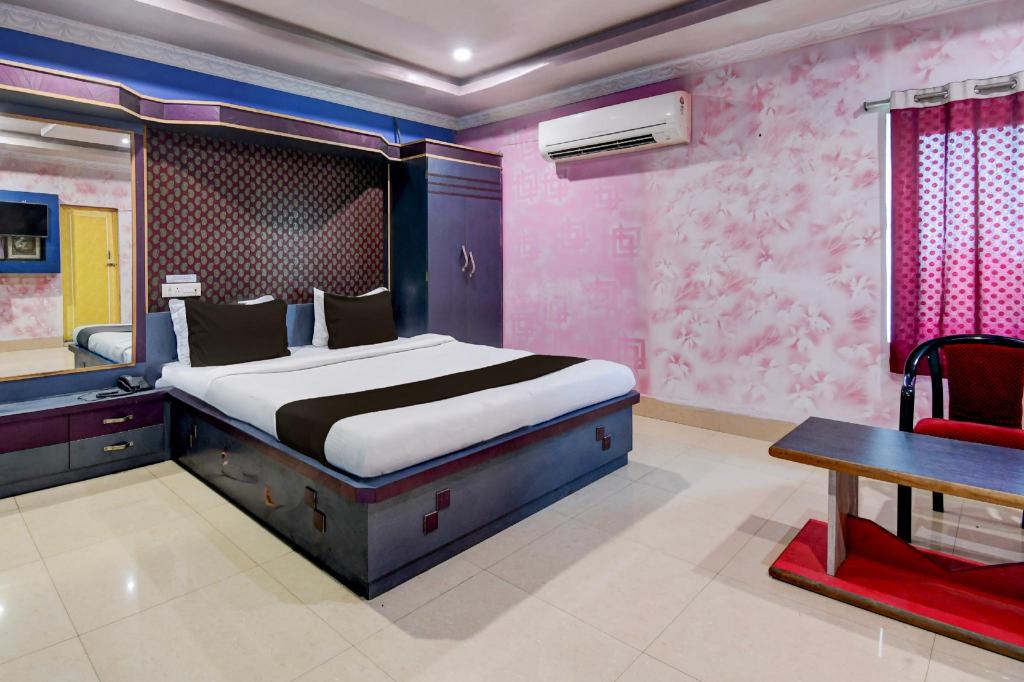 Hotel O Blue Royal