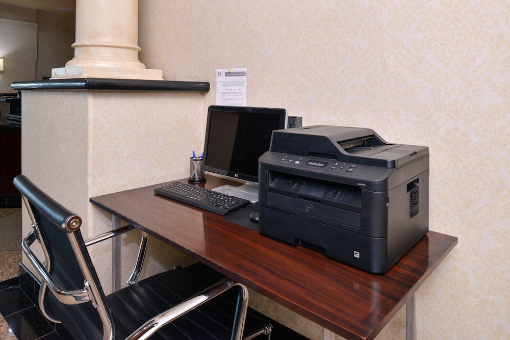 Holiday Inn Express Hotel & Suites El Centro by IHG - photo 46