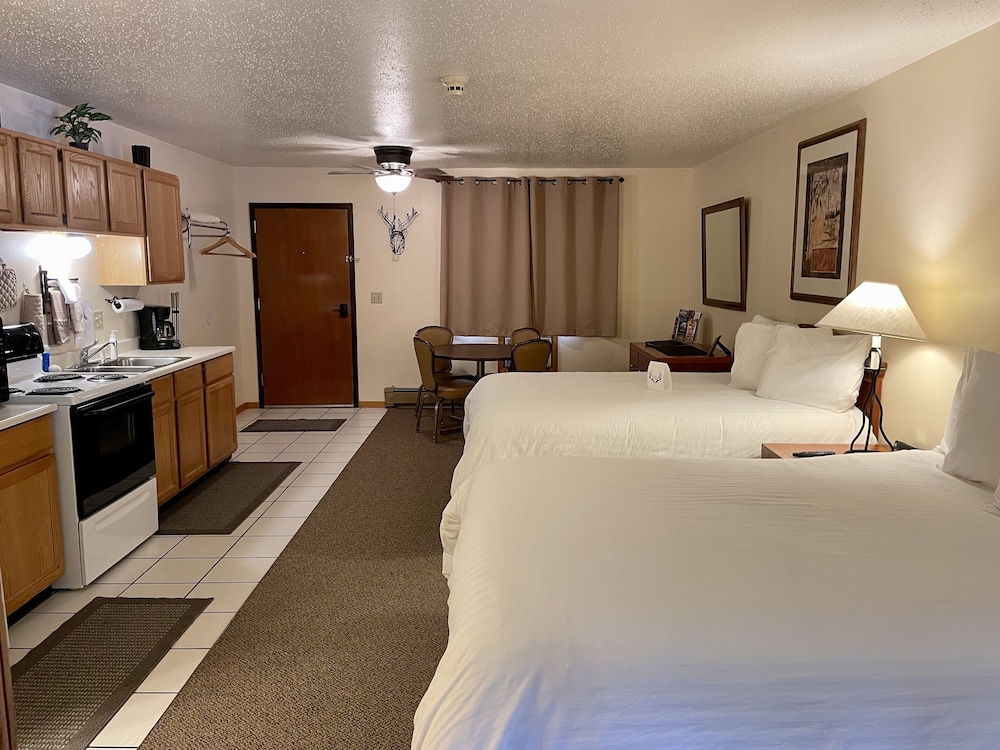 Whitetail Creek Resort - photo 11
