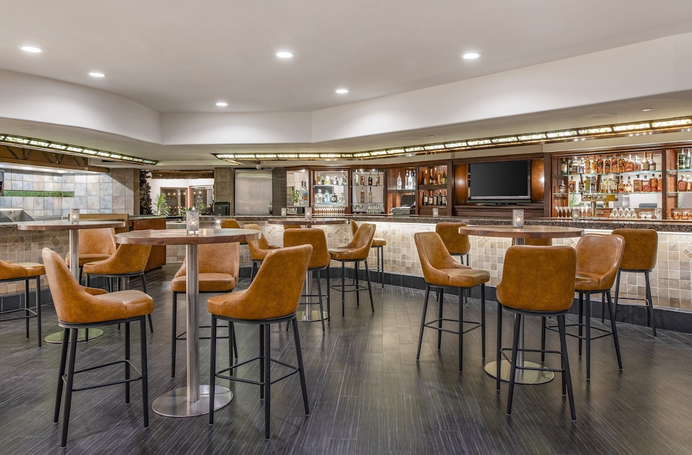 Crowne Plaza San Diego Mission Valley - photo 34