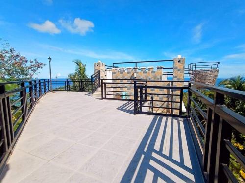 The Mountain side Floating Villa — Baybay — photo 5