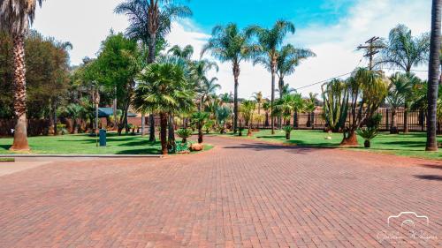 Palmera Guest House — 4-Star Luxury Hotel in Krugersdorp, South Africa