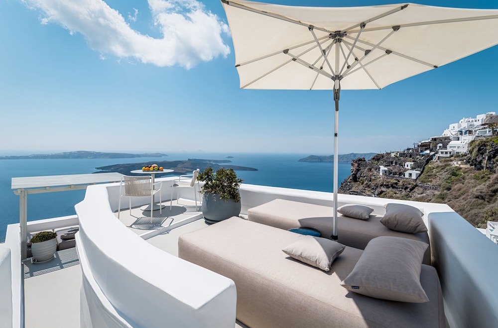Iconic Santorini by Sandglass — Fira — photo 5